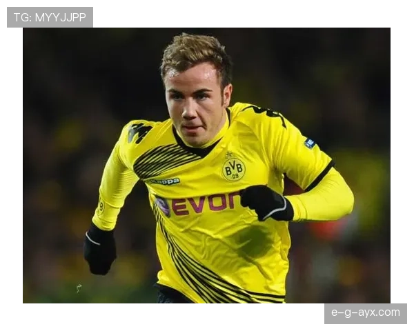 德甲新星闪耀赛场，青春风暴席卷绿茵未来可期