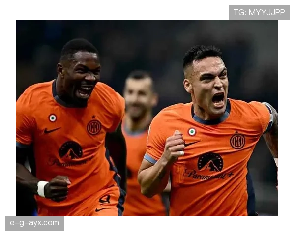 国米高压逼抢显威力,状态火热强势领跑意甲争冠行列 国米高压逼抢显威力,状态火热强势领跑意甲争冠行列