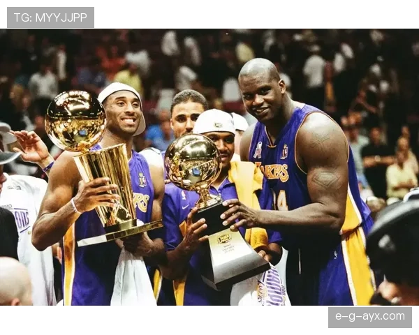 巴尔韦德与贝尔右路冲击力对比：体系差异与终结效率