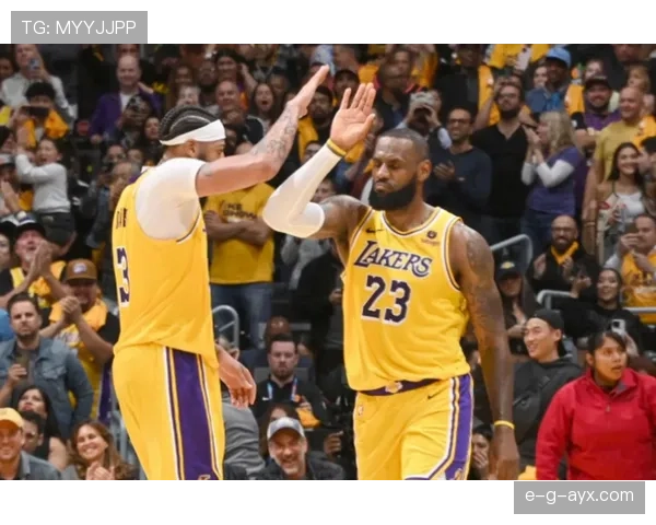 勒布朗关键挡拆助攻提升詹姆斯效率突破对比同期球星明显优势